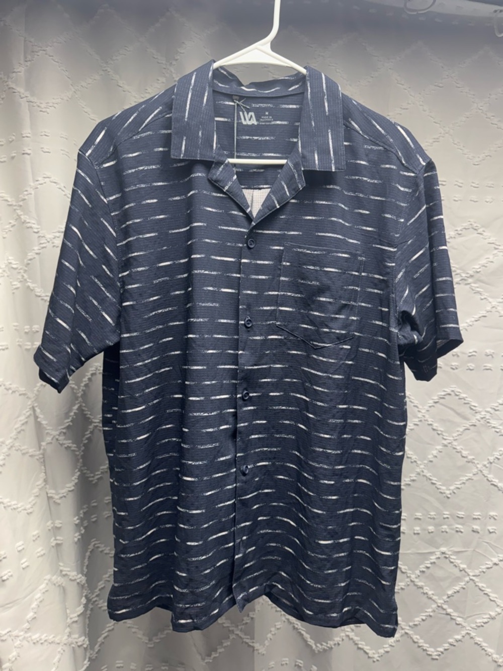 VRST Men's Performance Resort Shirt, Medium, Navy/ Sand Washed Stripe